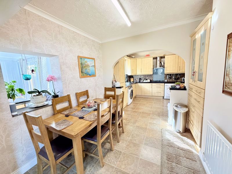 Dining Room/Kitchen- click for photo gallery